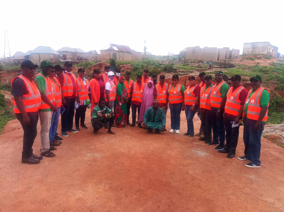 KADUNA SCOPING MISSION: Residents of Angwan Matari S/Tasha cry out.